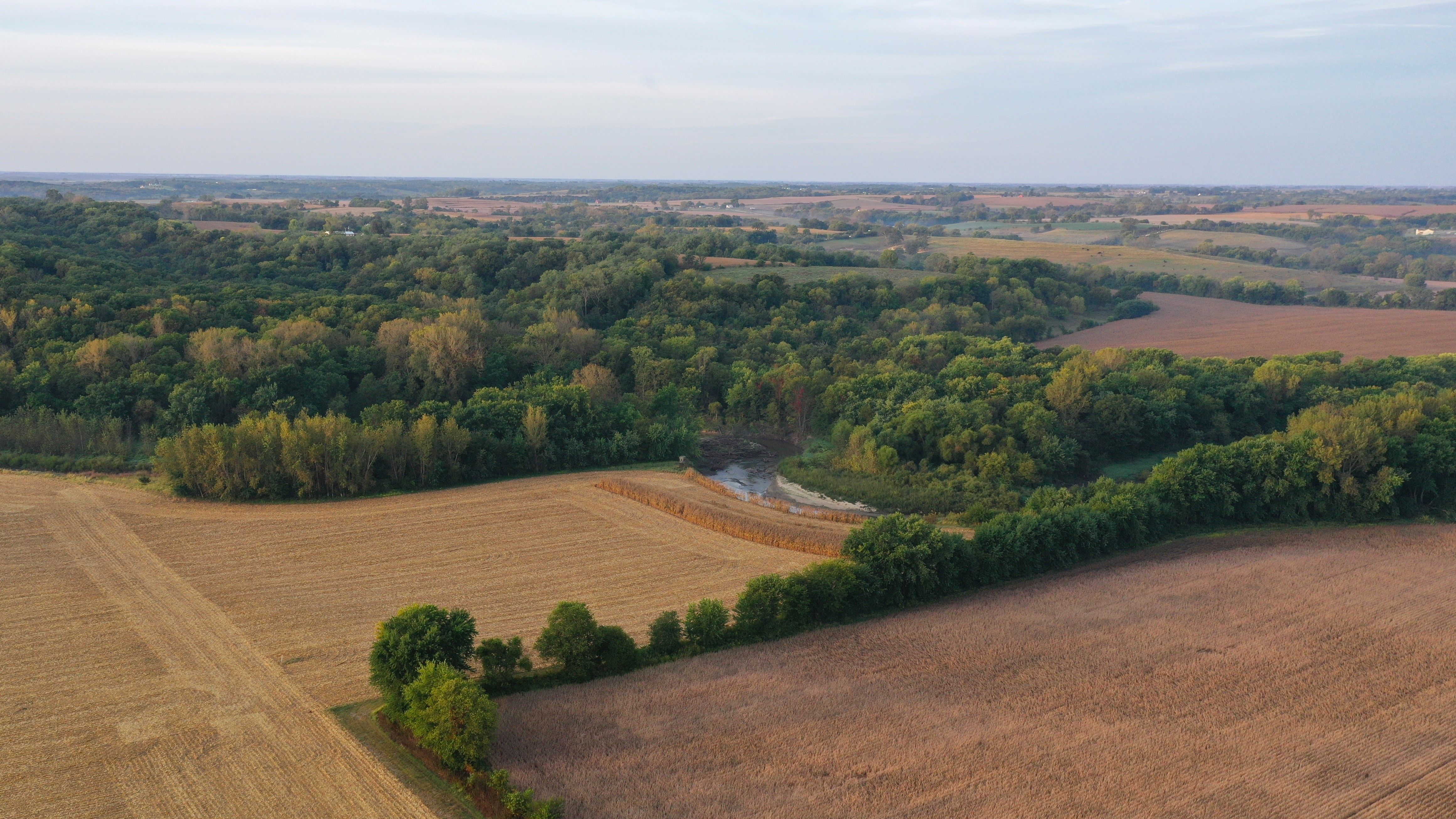 Listing Photo: DJI_0988-South 2